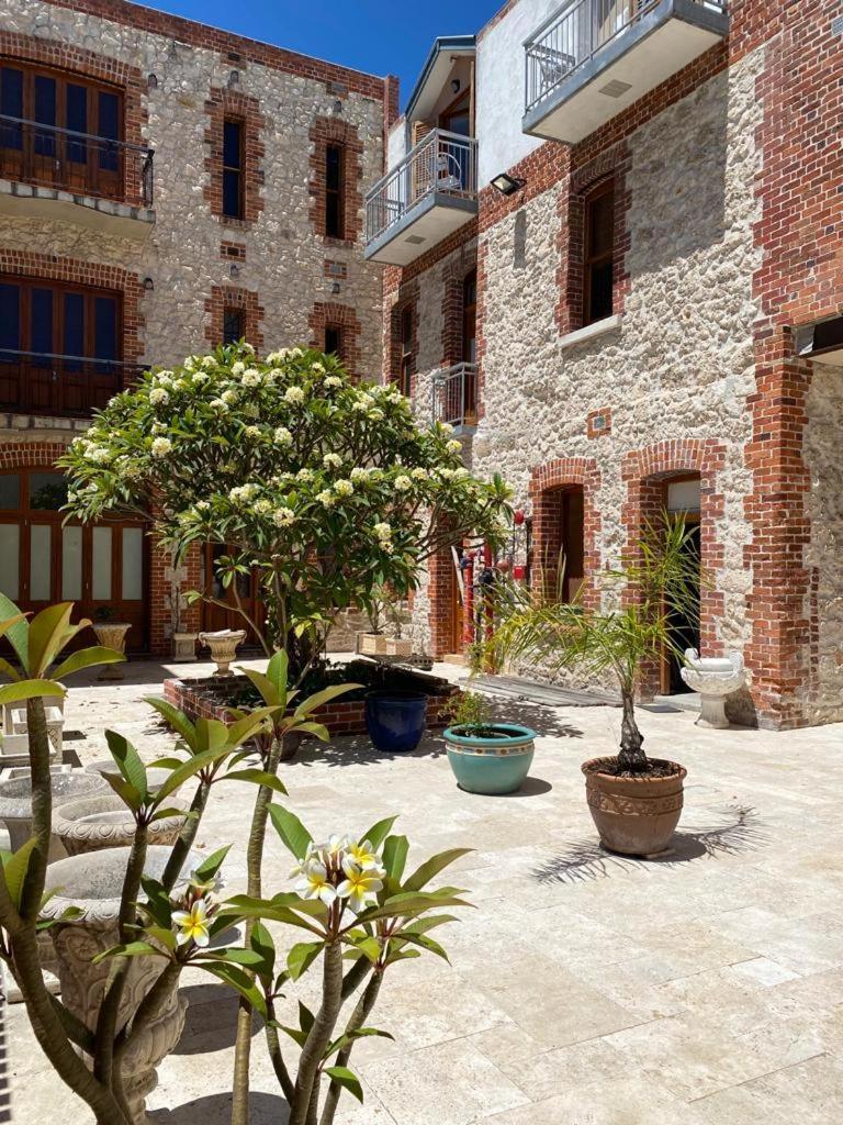 Rialto Suites Fremantle Exterior photo